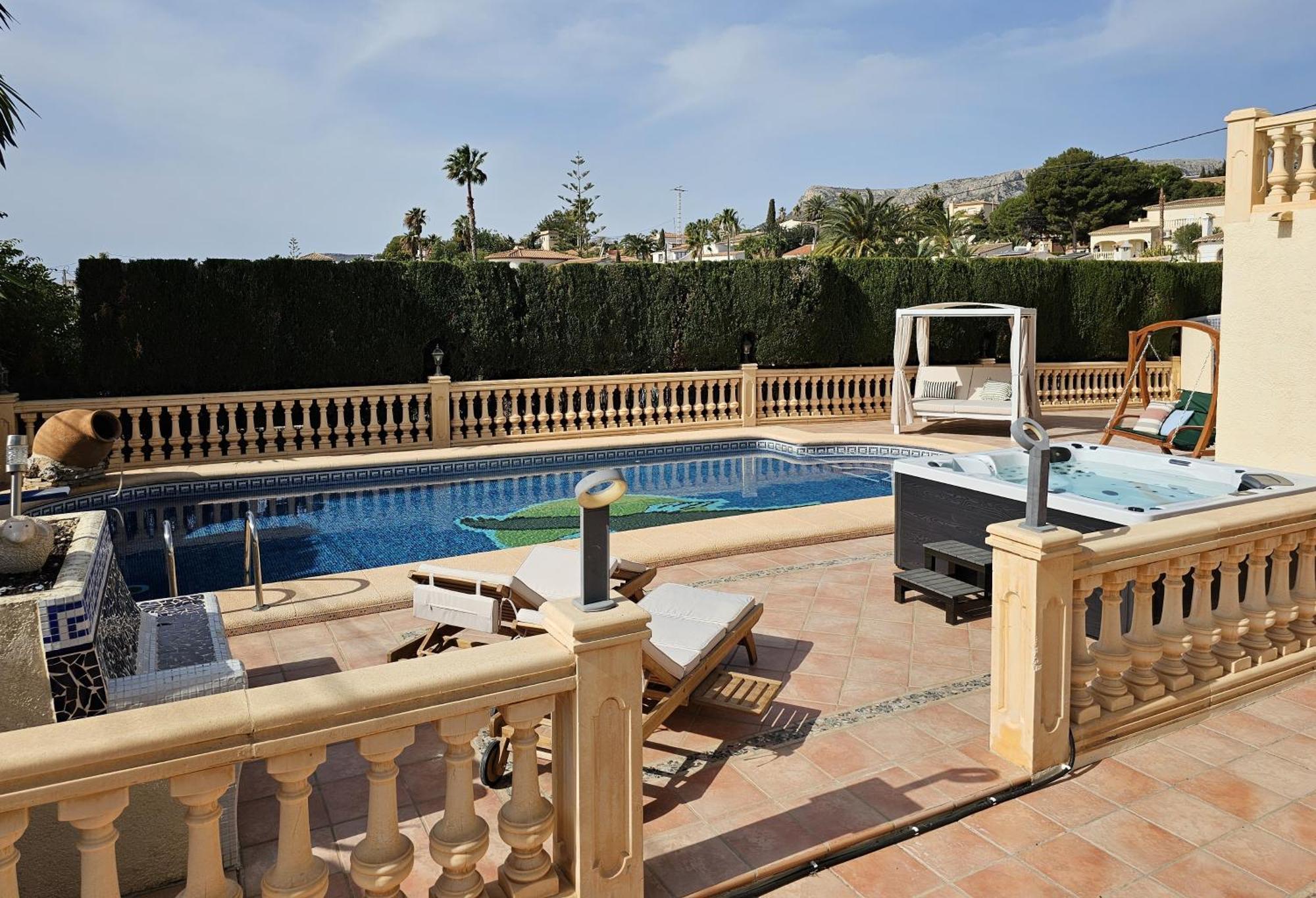 Luxury Villa - Pool, Hot Tub, Aircon, Tvs, Home Cinema, Office, Gbit Internet, Sports Equipment Calpe Exterior photo