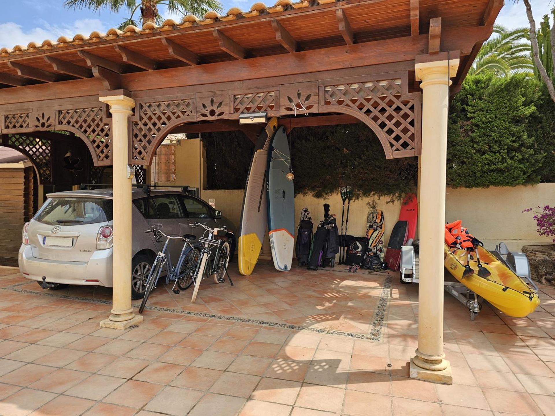 Luxury Villa - Pool, Hot Tub, Aircon, Tvs, Home Cinema, Office, Gbit Internet, Sports Equipment Calpe Exterior photo
