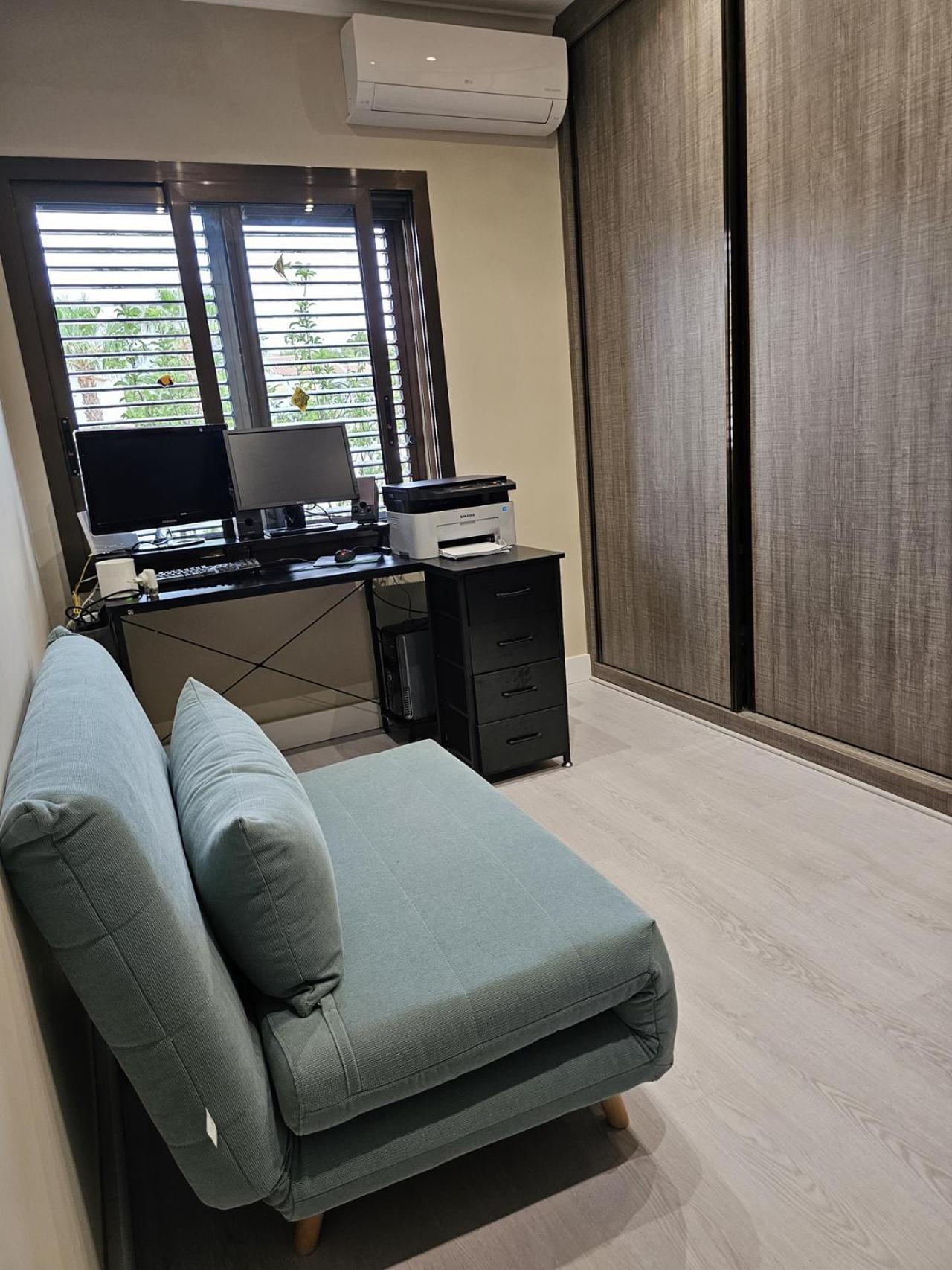 Luxury Villa - Pool, Hot Tub, Aircon, Tvs, Home Cinema, Office, Gbit Internet, Sports Equipment Calpe Exterior photo