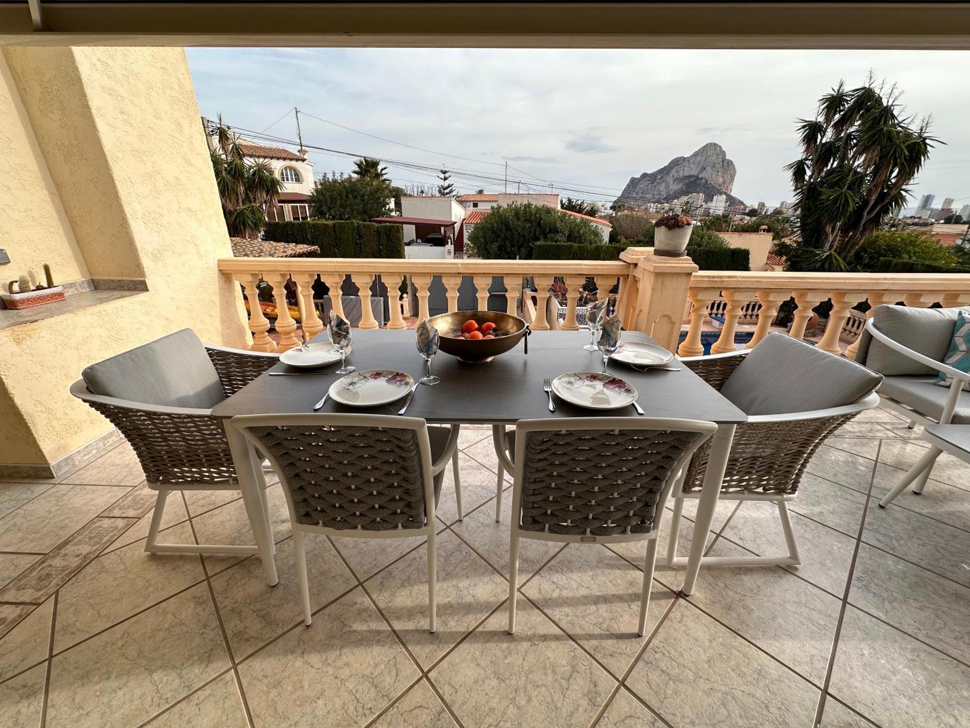 Luxury Villa - Pool, Hot Tub, Aircon, Tvs, Home Cinema, Office, Gbit Internet, Sports Equipment Calpe Exterior photo